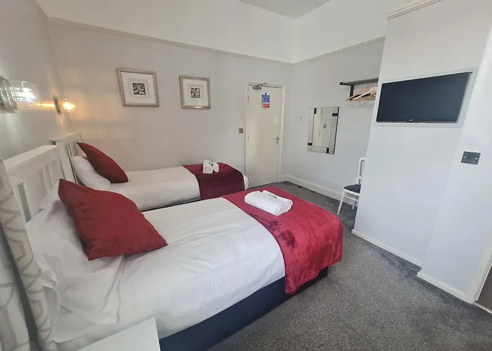 Clifton Villa - Southport